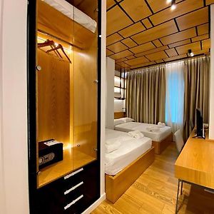 Crown Boutique Hotel
